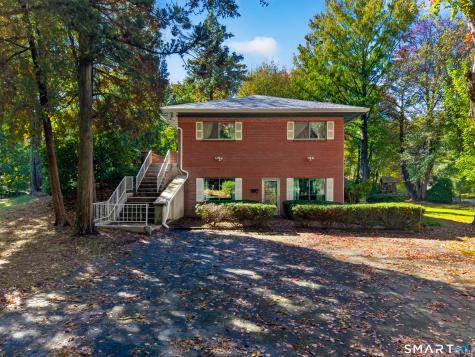 33 North High Street Clinton CT 06413