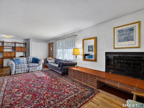 33 North High Street Clinton CT 06413