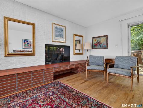 33 North High Street Clinton CT 06413