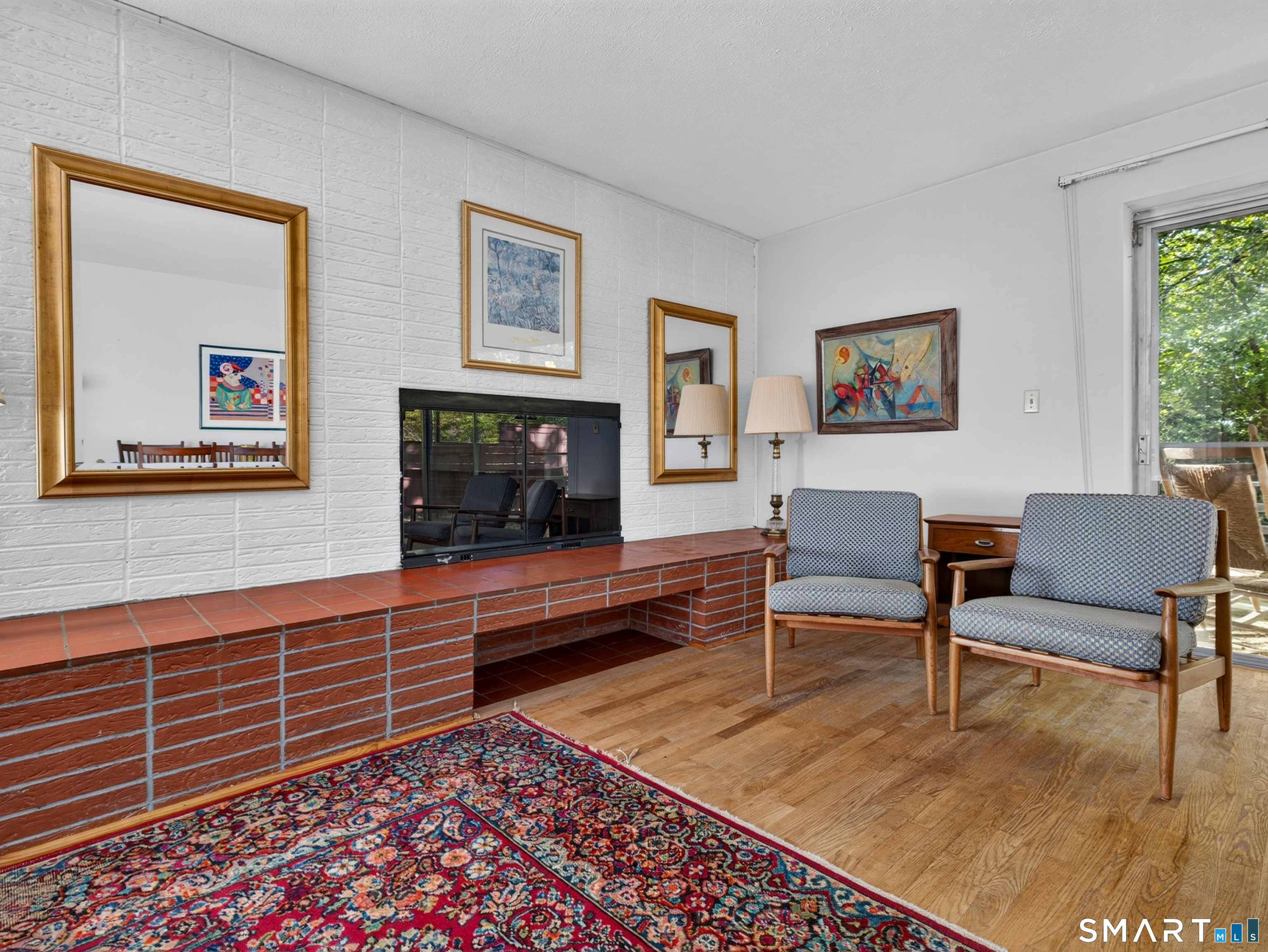 33 North High Street Clinton CT 06413
