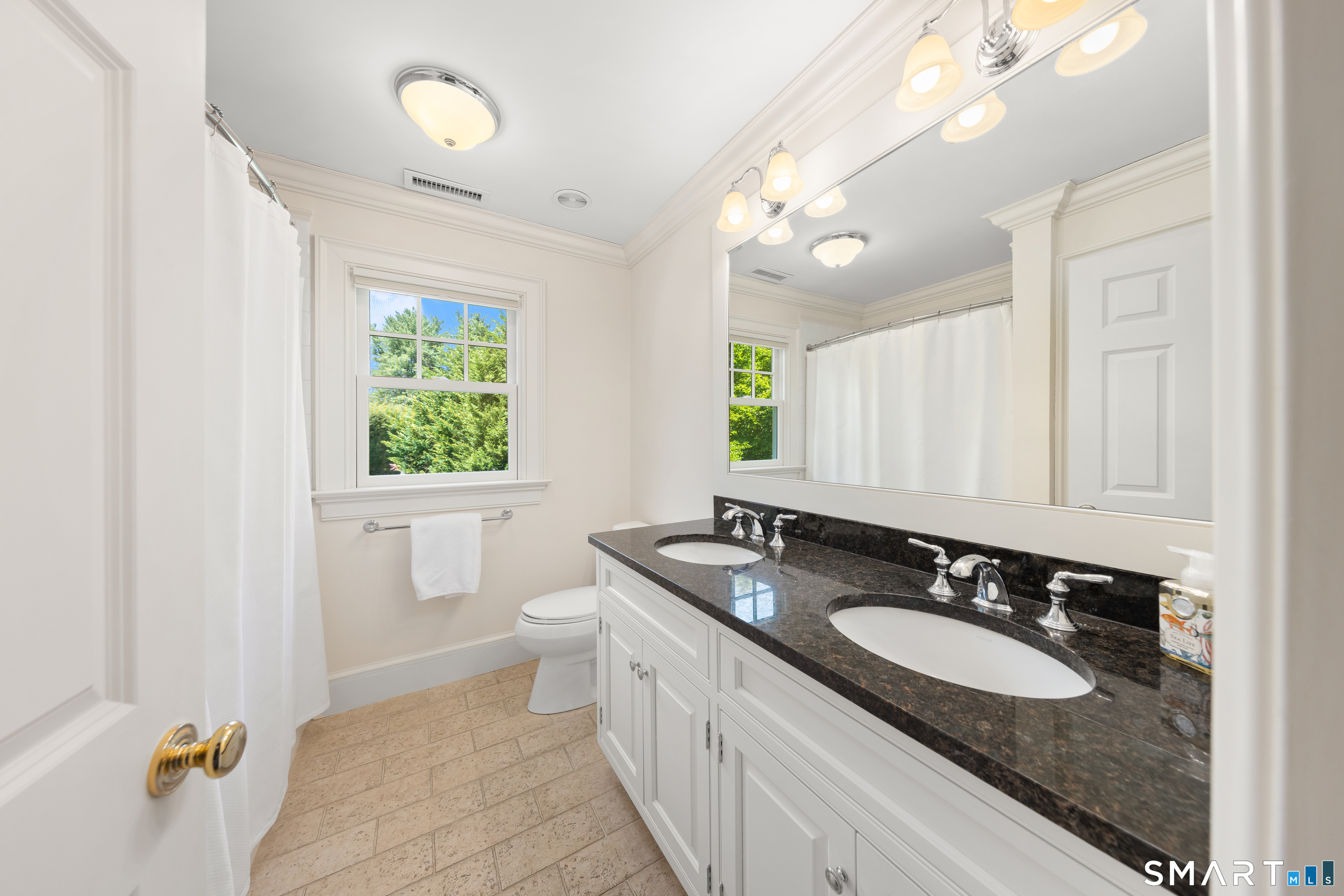 6 Old Parish Road Darien CT 06820