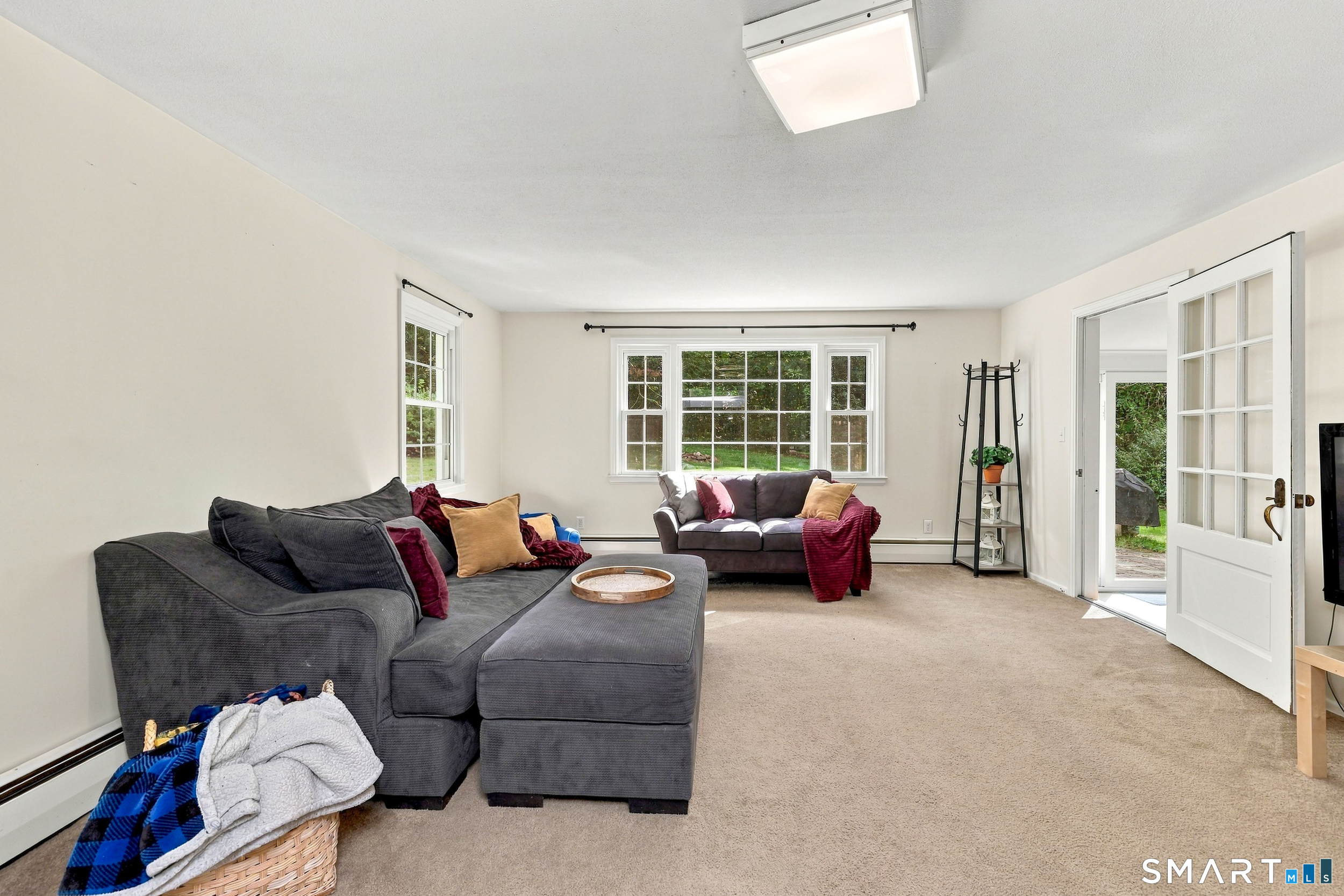 27 Grant Hill Road Bloomfield CT 06002