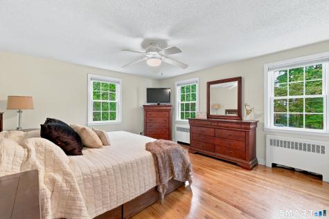 27 Grant Hill Road Bloomfield CT 06002