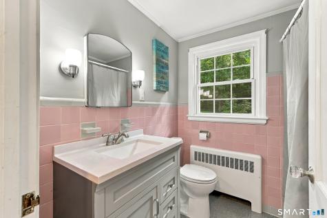 27 Grant Hill Road Bloomfield CT 06002