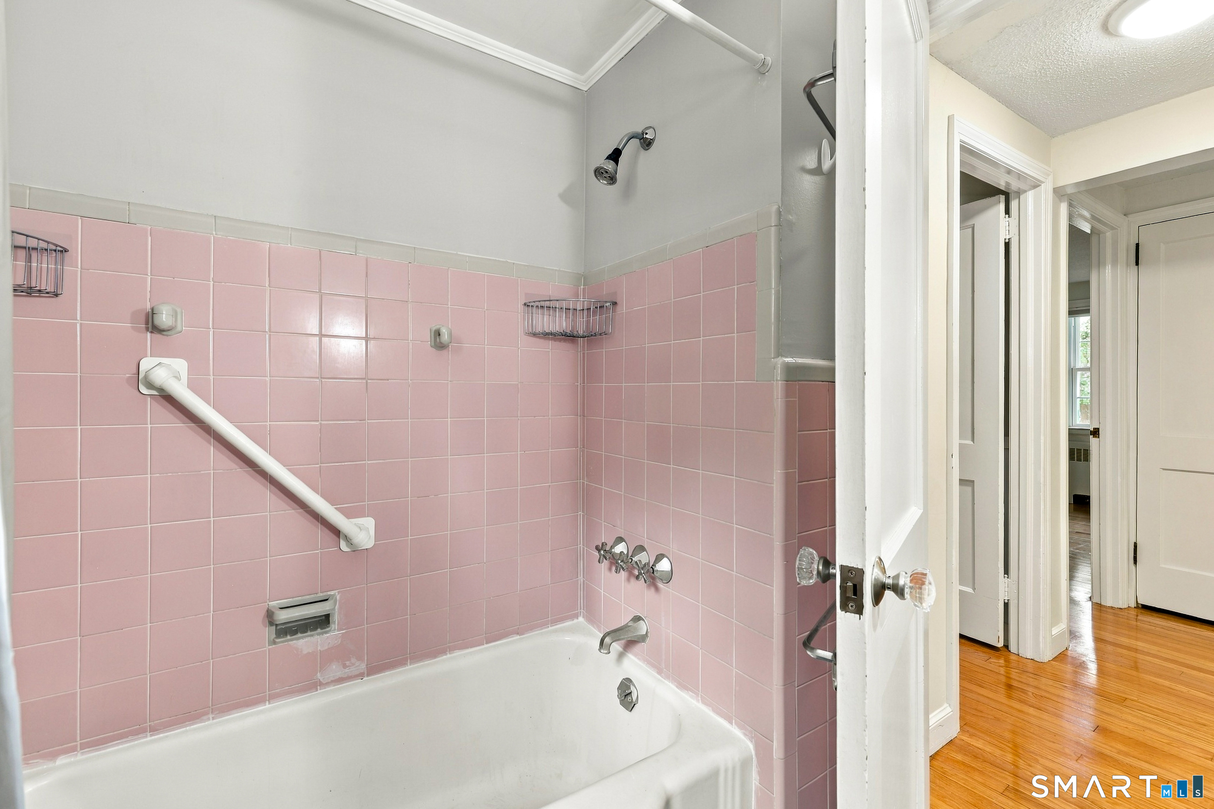 27 Grant Hill Road Bloomfield CT 06002