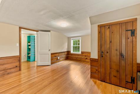 27 Grant Hill Road Bloomfield CT 06002