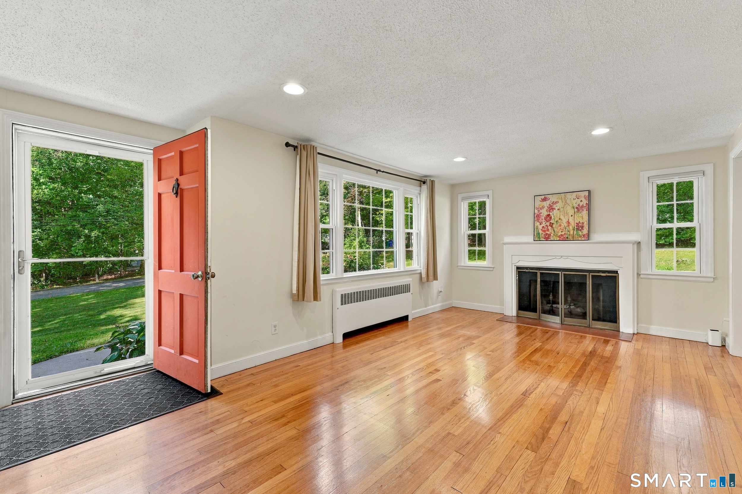 27 Grant Hill Road Bloomfield CT 06002