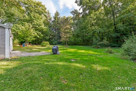 27 Grant Hill Road Bloomfield CT 06002