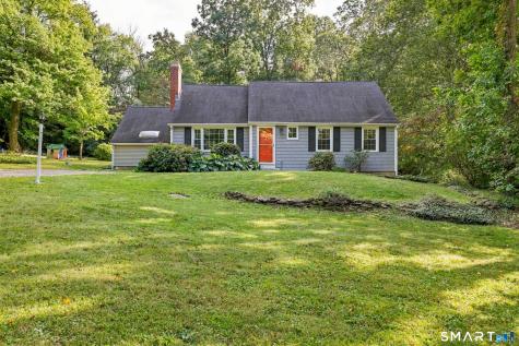 27 Grant Hill Road Bloomfield CT 06002