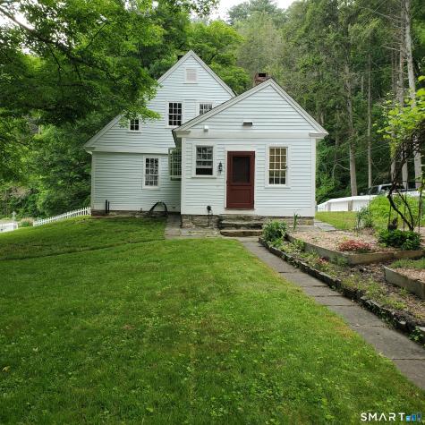 24 Ayer Road Franklin CT 06254
