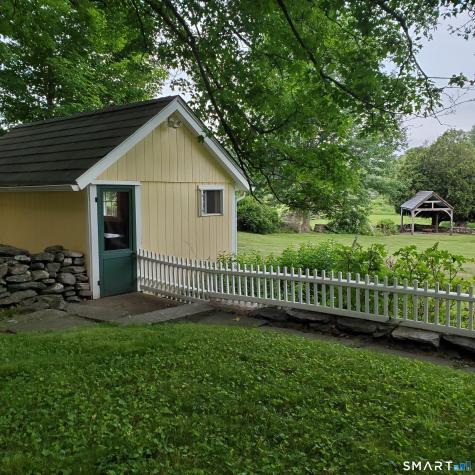 24 Ayer Road Franklin CT 06254