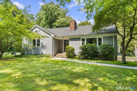 29 Mohawk Drive Easton CT 06612