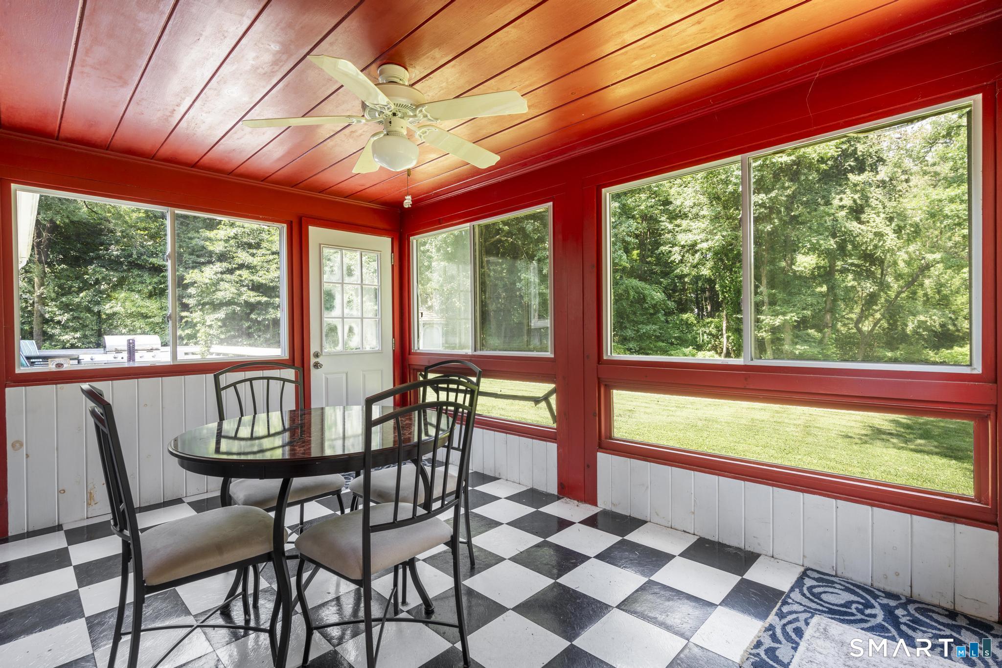 29 Mohawk Drive Easton CT 06612