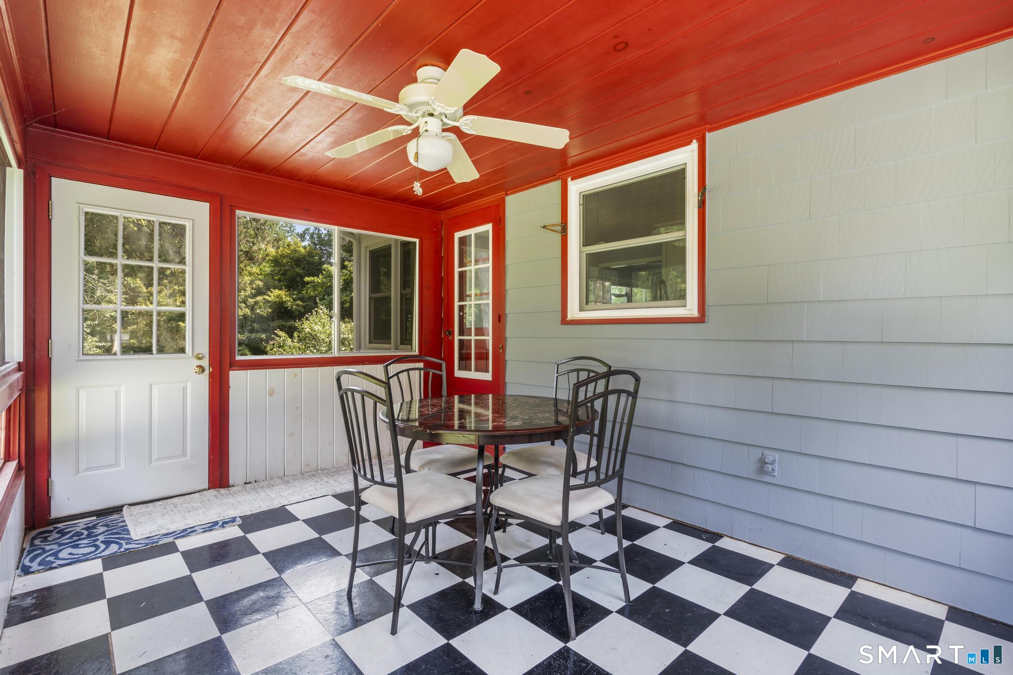 29 Mohawk Drive Easton CT 06612