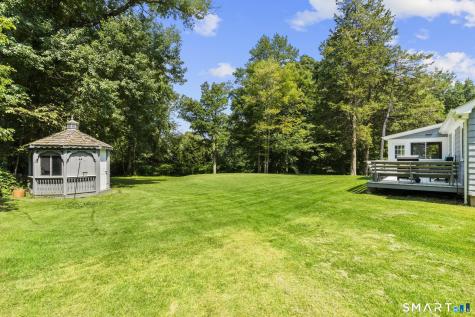 29 Mohawk Drive Easton CT 06612