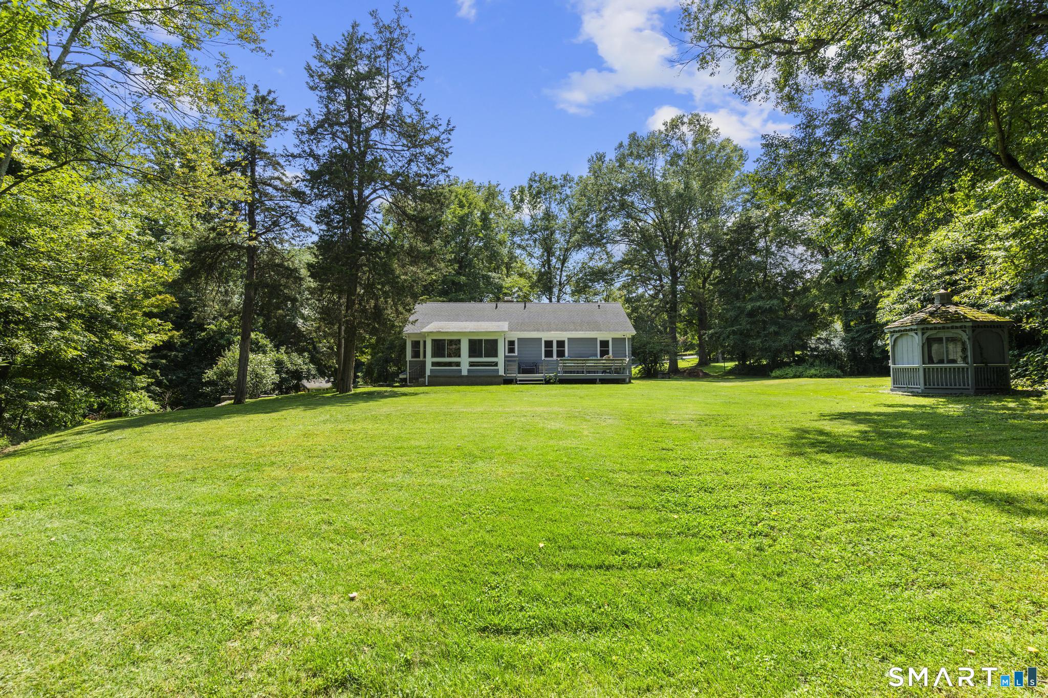 29 Mohawk Drive Easton CT 06612