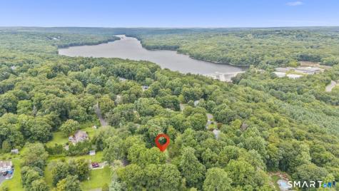 29 Mohawk Drive Easton CT 06612