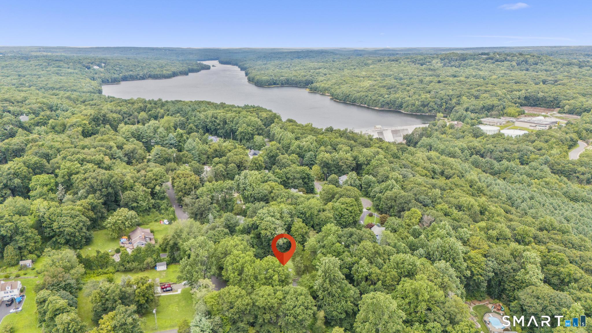 29 Mohawk Drive Easton CT 06612
