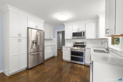 29 Mohawk Drive Easton CT 06612