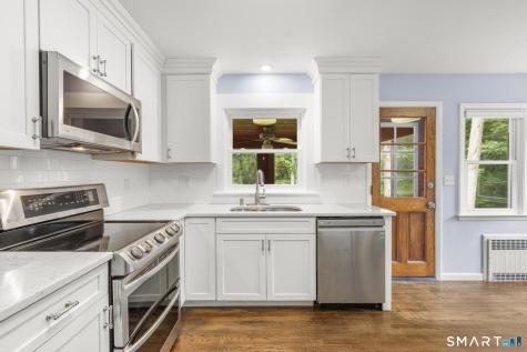 29 Mohawk Drive Easton CT 06612
