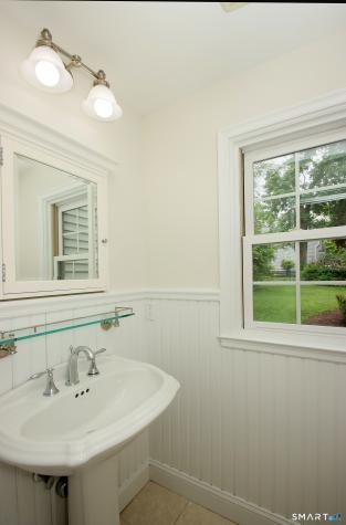 23 Norway Road North Haven CT 06473