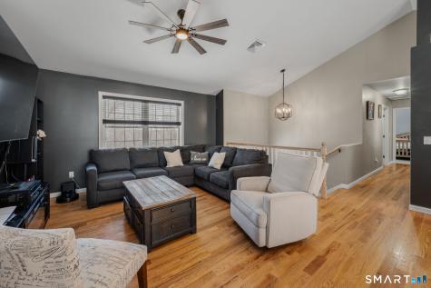 19 Moxley Road Montville CT 06382