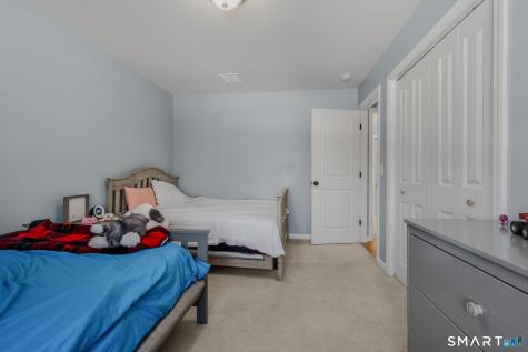 19 Moxley Road Montville CT 06382