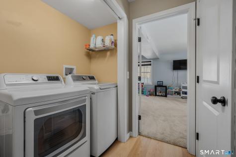 19 Moxley Road Montville CT 06382