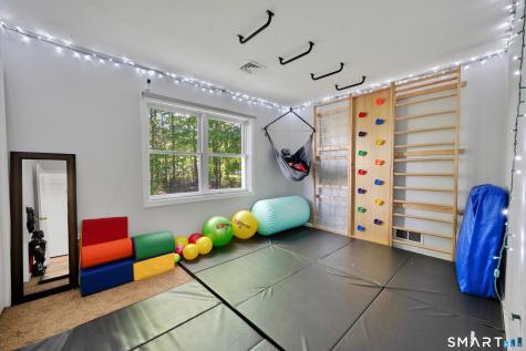 182 Partridge Drive Southington CT 06489