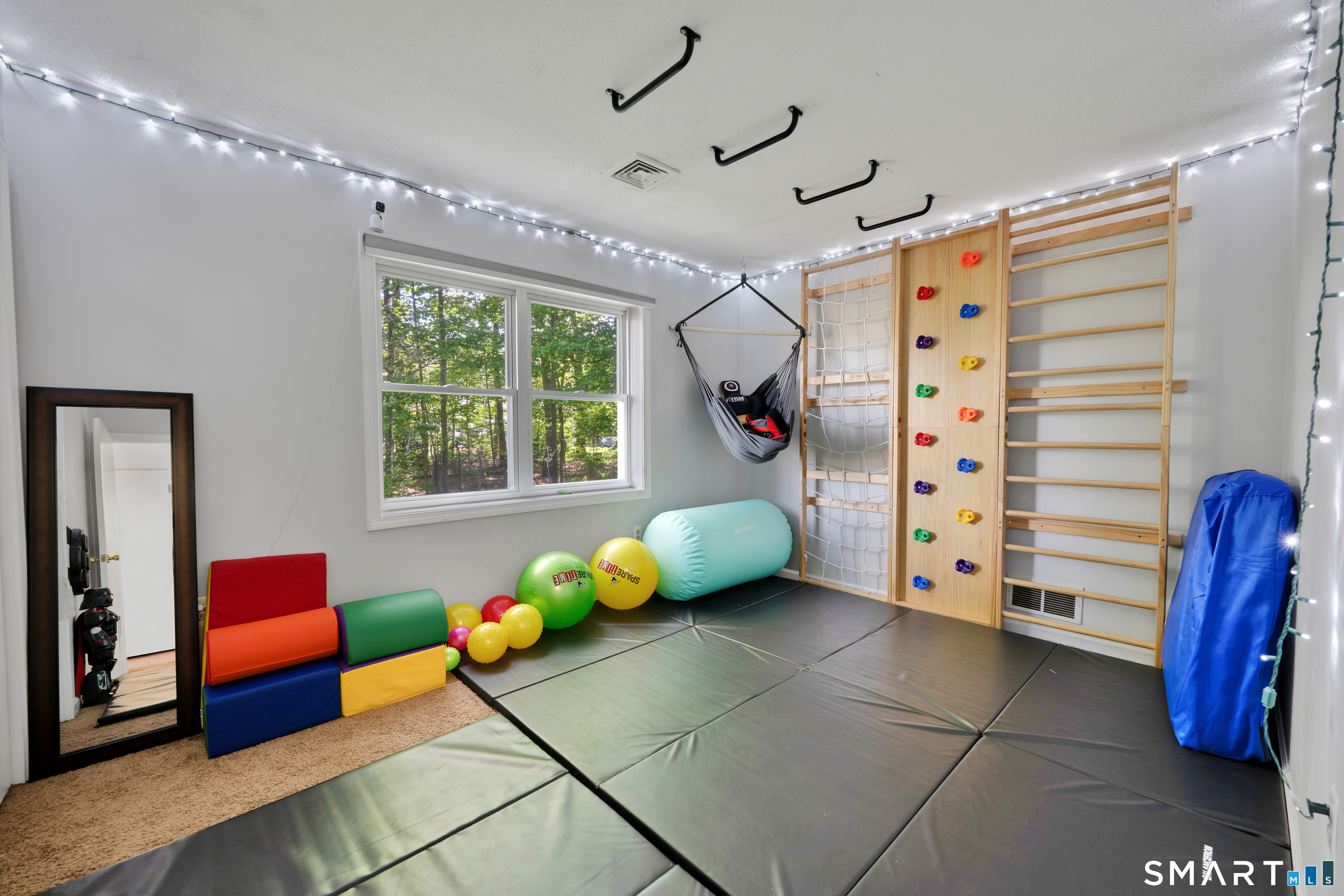 182 Partridge Drive Southington CT 06489