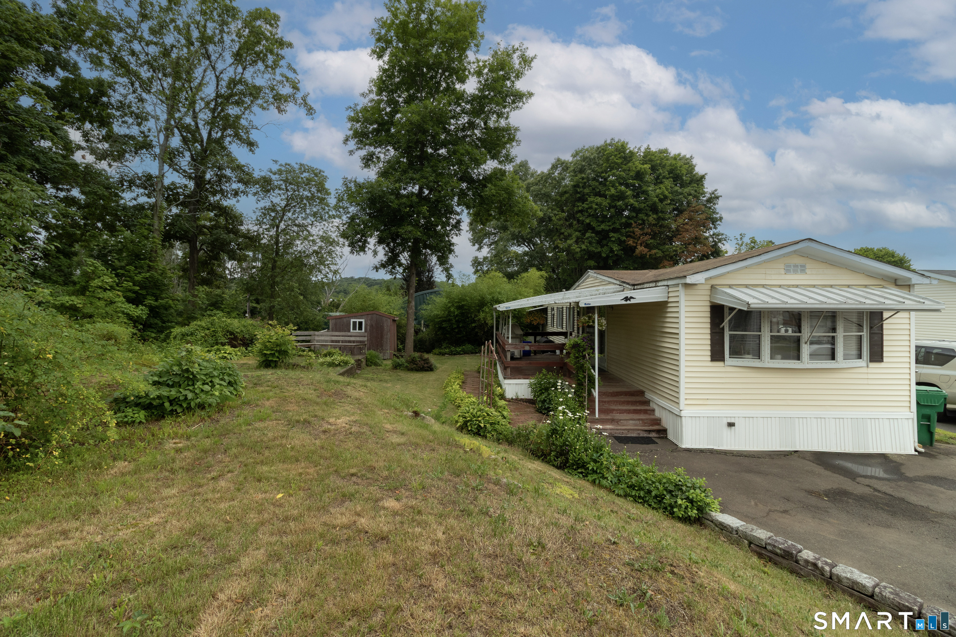 525 East Main Street Branford CT 06405