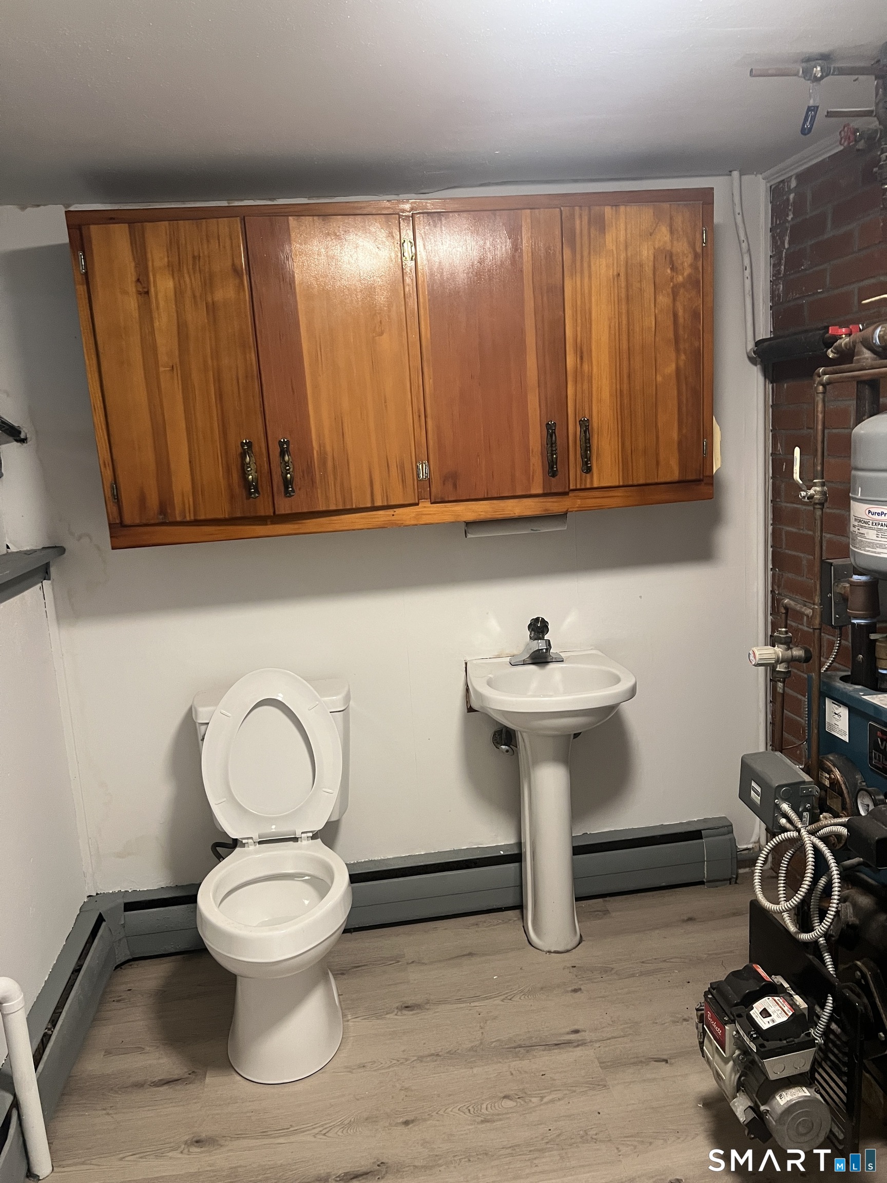 6 Elaine Street Bozrah CT 06334