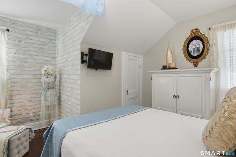 132 Carpenter Avenue Meriden CT 06450