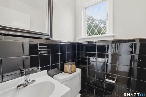 120 Knollwood Drive New Haven CT 06515