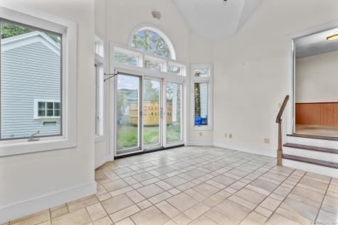 29 Crescent Bluff Avenue Branford CT 06405