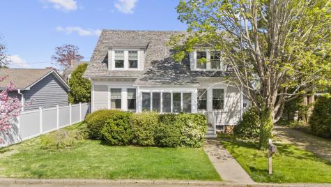 29 Crescent Bluff Avenue Branford CT 06405