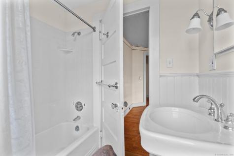 29 Crescent Bluff Avenue Branford CT 06405