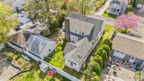 29 Crescent Bluff Avenue Branford CT 06405