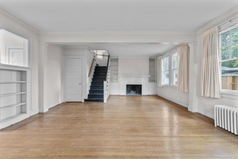 29 Crescent Bluff Avenue Branford CT 06405