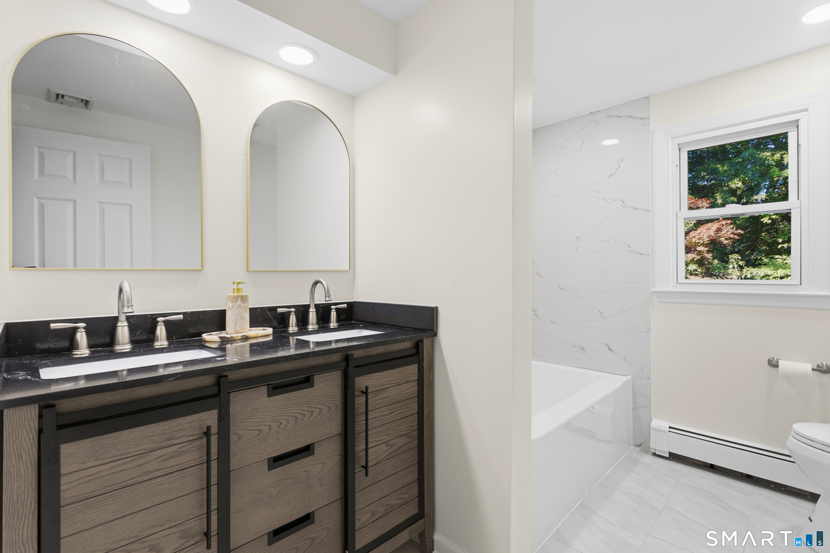 153 Woody Lane Fairfield CT 06825