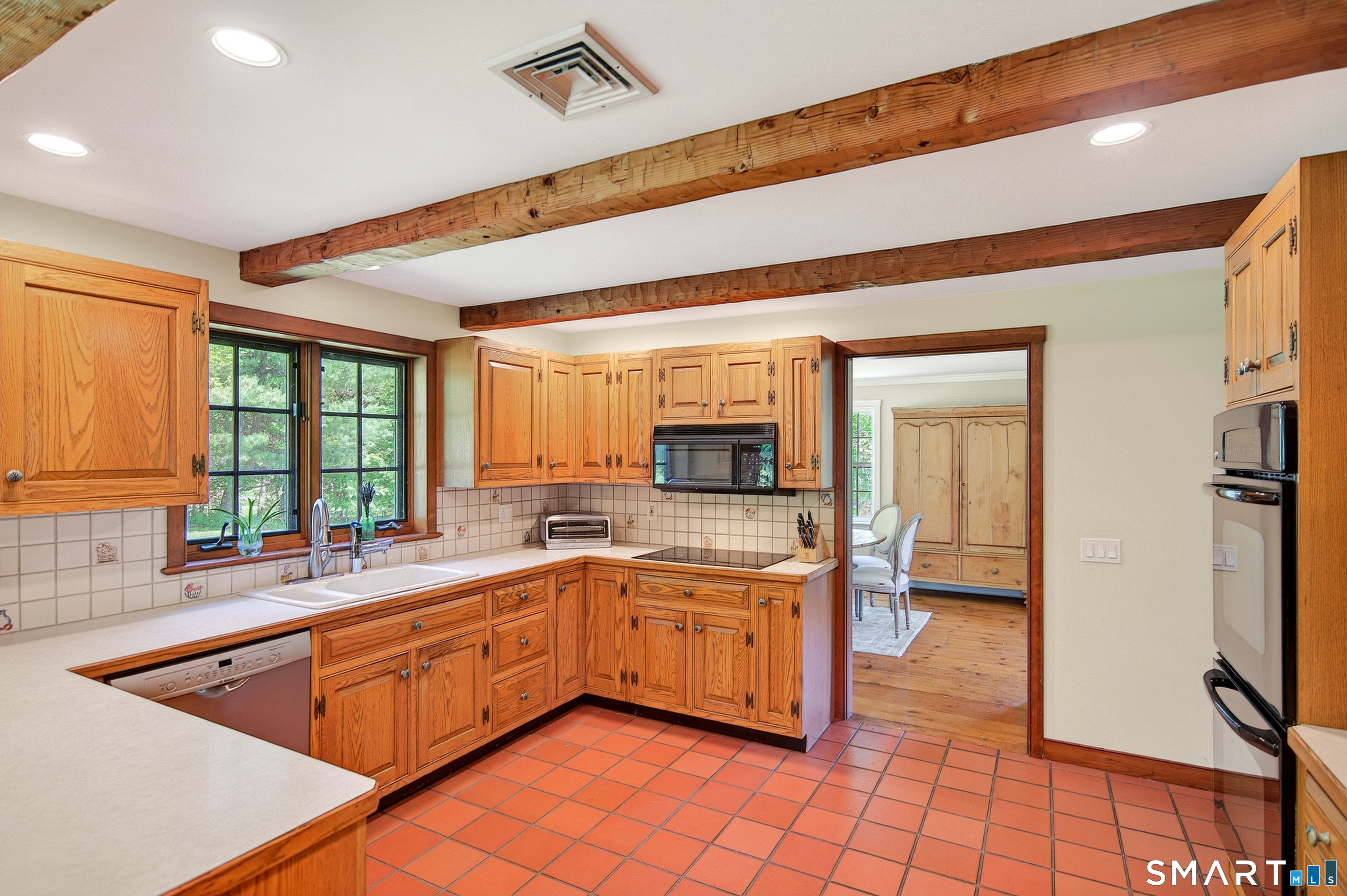 174 Huntingtown Road Newtown CT 06470