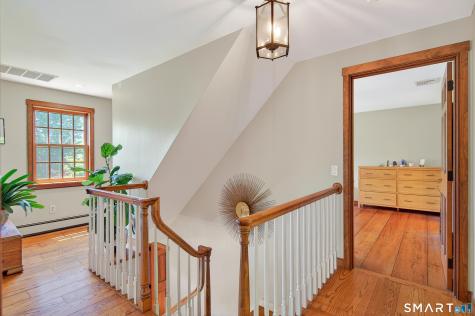 174 Huntingtown Road Newtown CT 06470