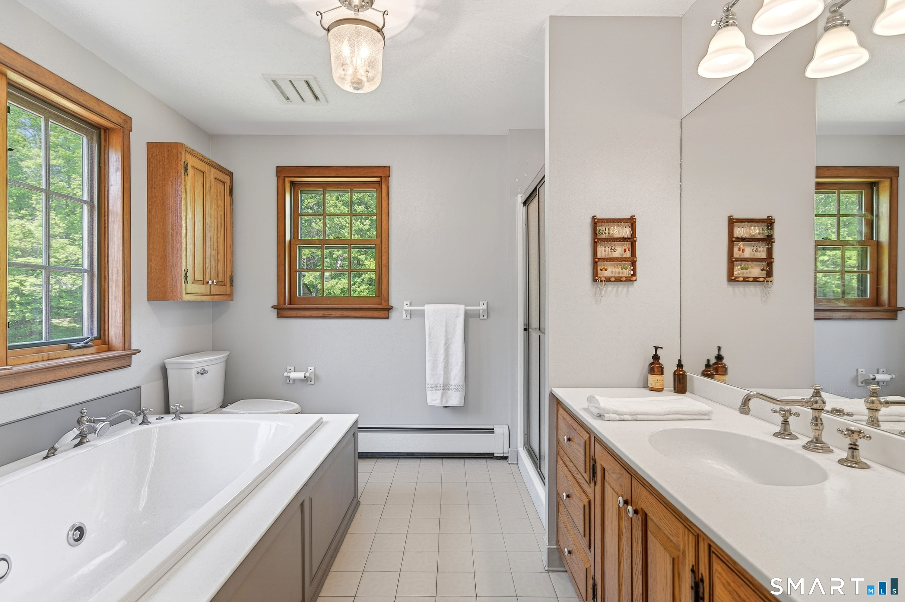 174 Huntingtown Road Newtown CT 06470