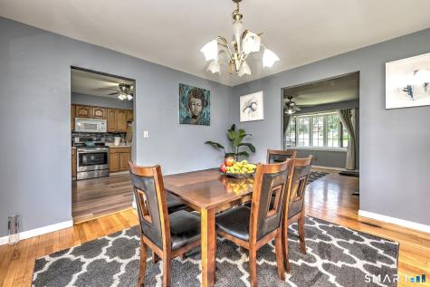 24 Warner Road North Haven CT 06473