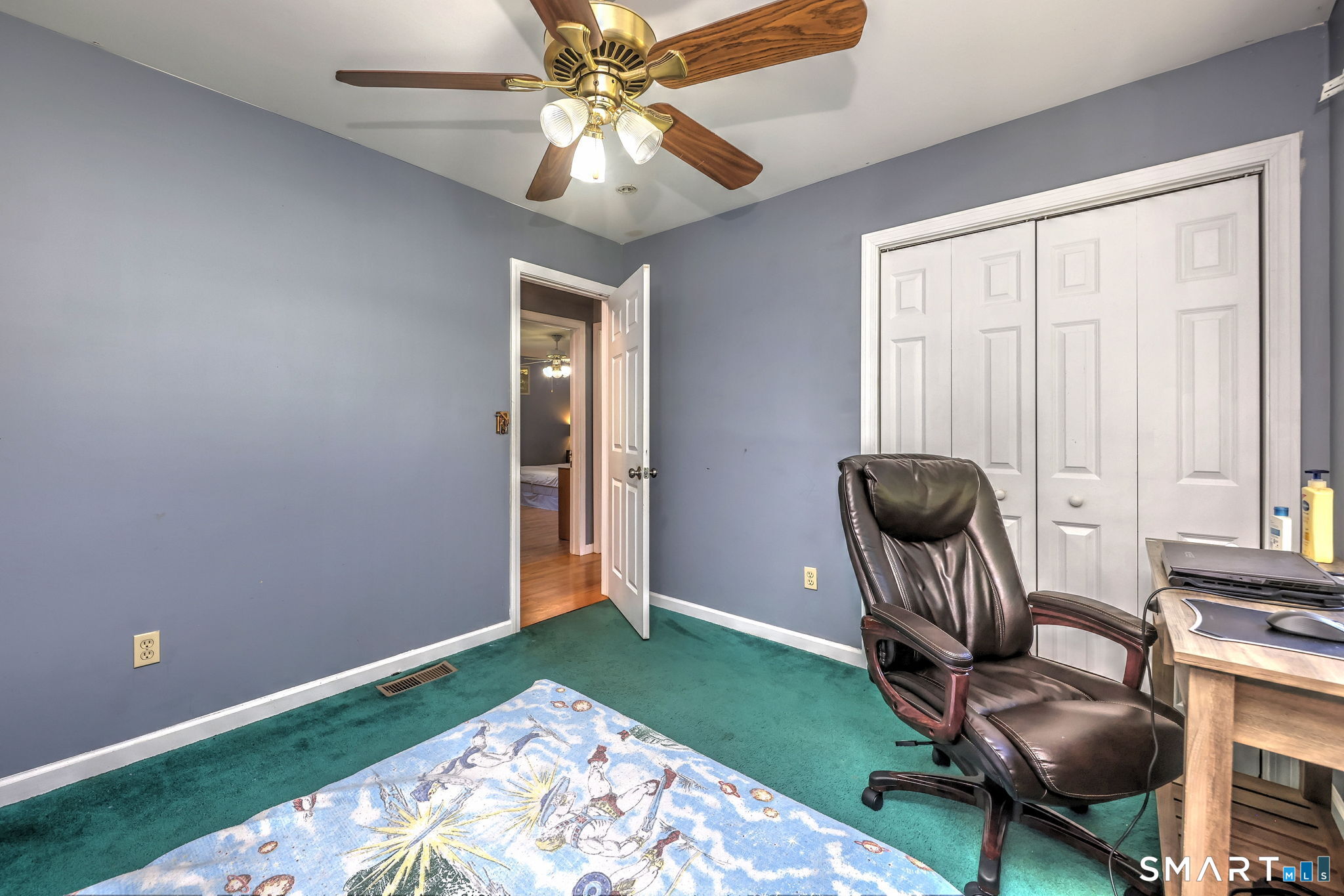 24 Warner Road North Haven CT 06473