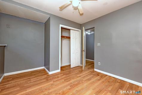 24 Warner Road North Haven CT 06473