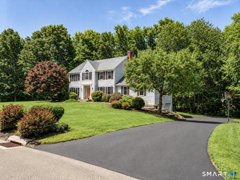 5 Stone Gate Drive Newtown CT 06482