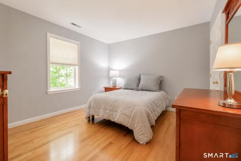 5 Stone Gate Drive Newtown CT 06482