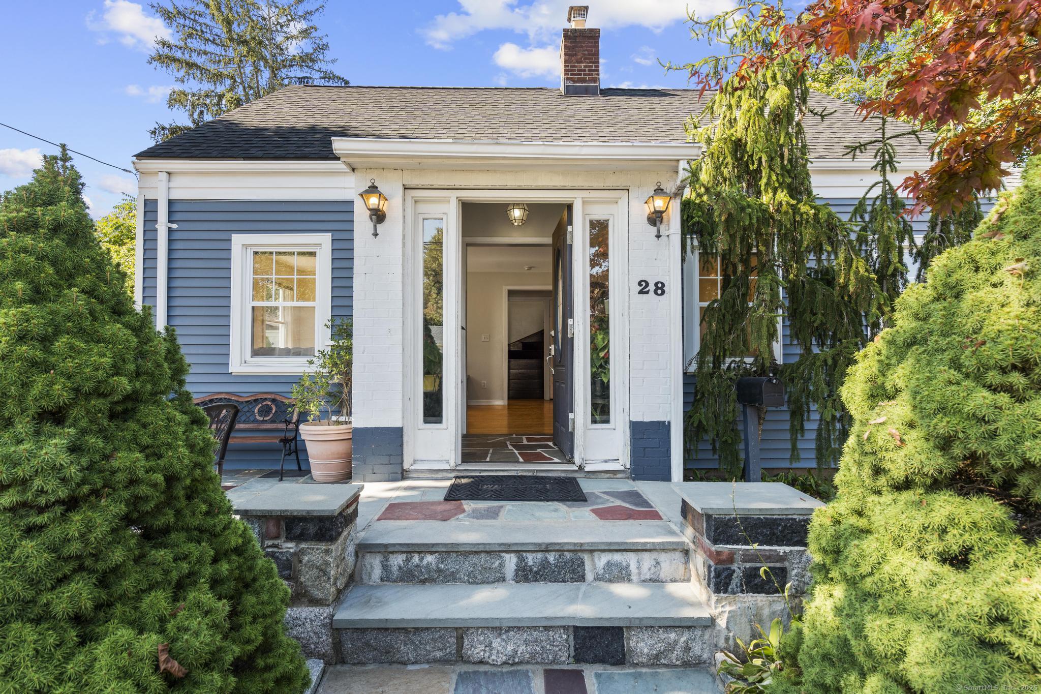 28 Lynmot Road Hamden CT 06514