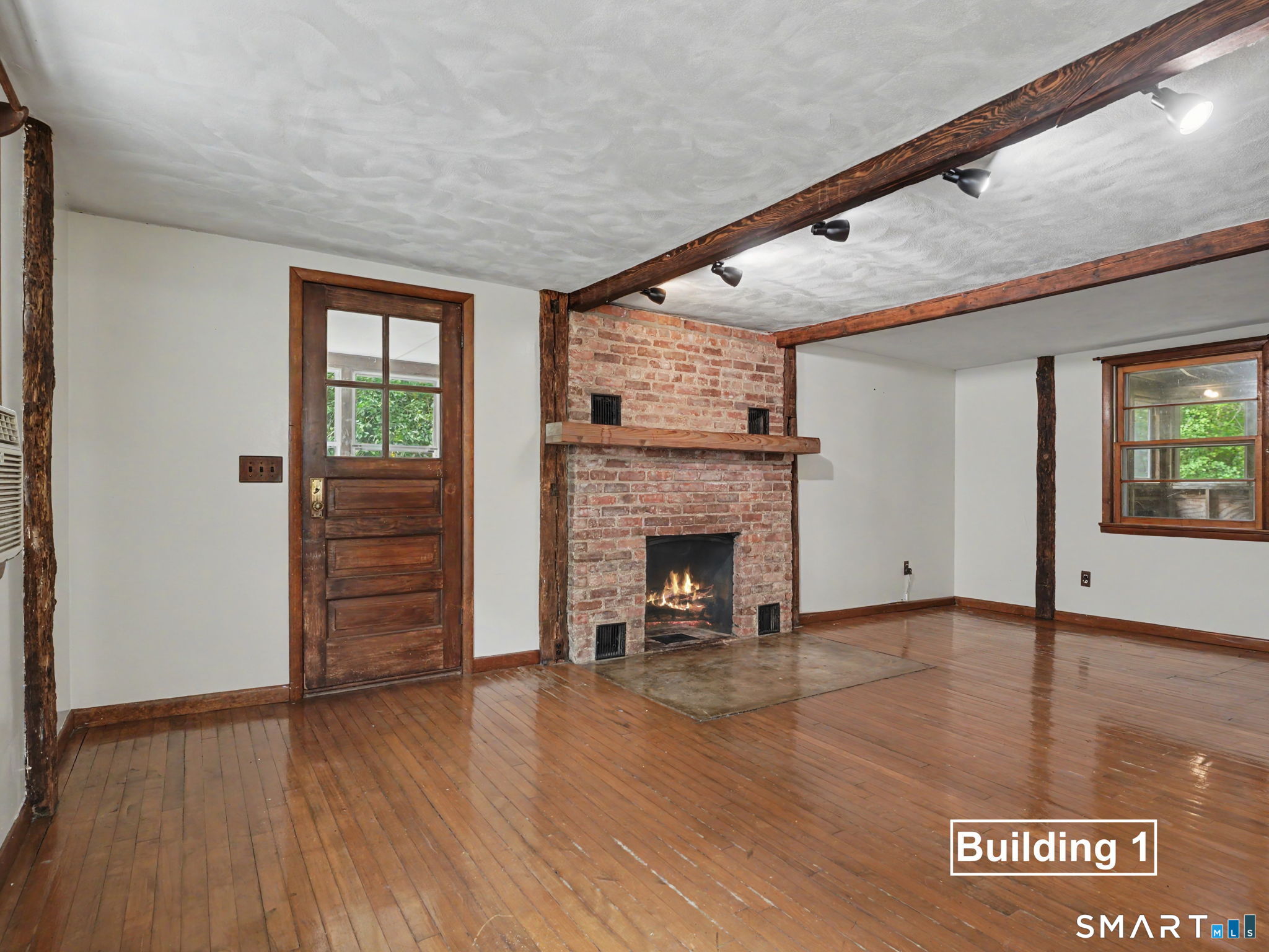 25-35-37 Mills Lane Easton CT 06612